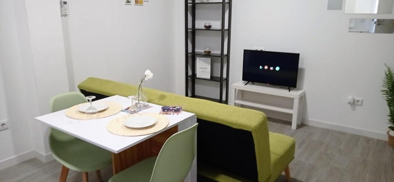 Apartamento Interior En El Absoluto Centro Ba Algeciras Dış mekan fotoğraf